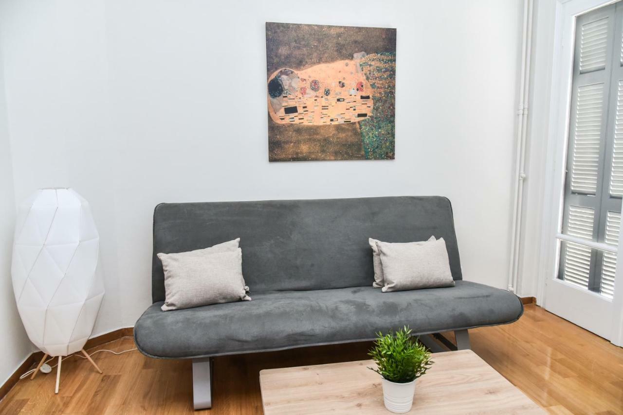Warm Apartment At Exarchia 1 Bed 2 Pers Atenas Exterior foto